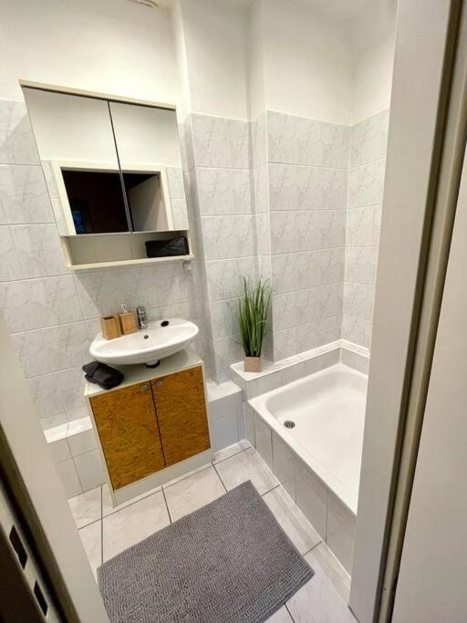 Unique Berlinhouse In Berlin/kopenick Appartamento *